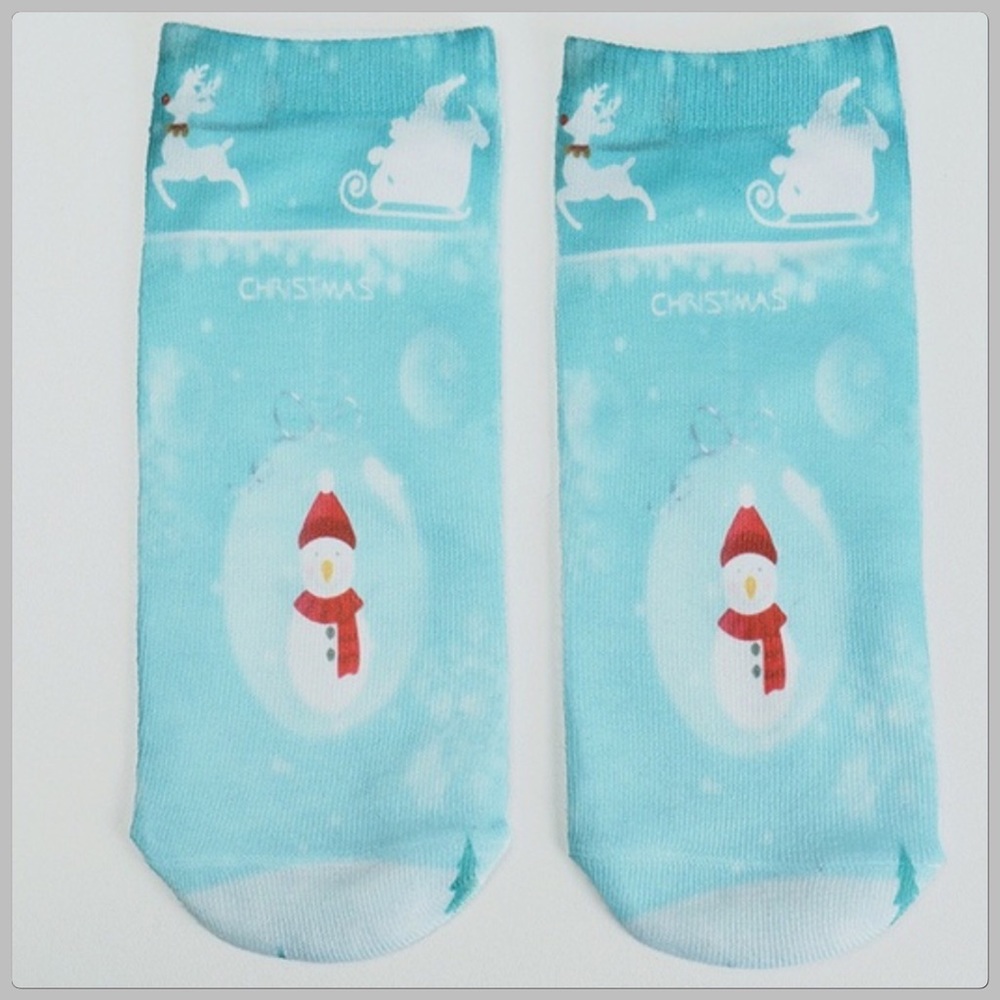 NWT Blue Children’s Booty Snowman Socks
